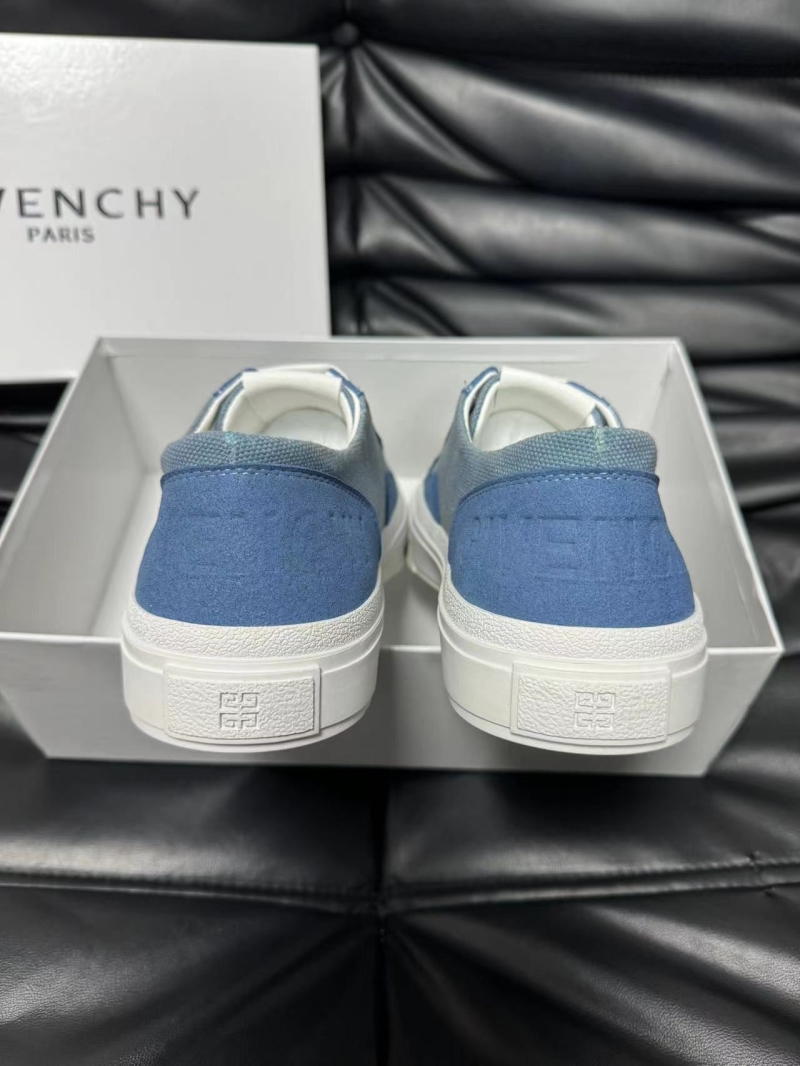 Givenchy Sneakers